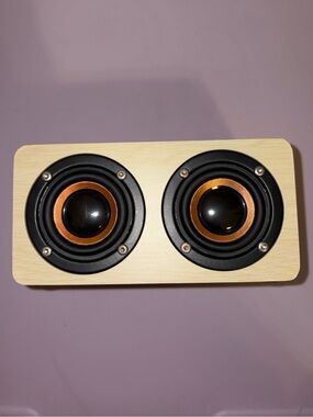Exclusive Dr.Pepper Strawberries & Cream portable speaker
